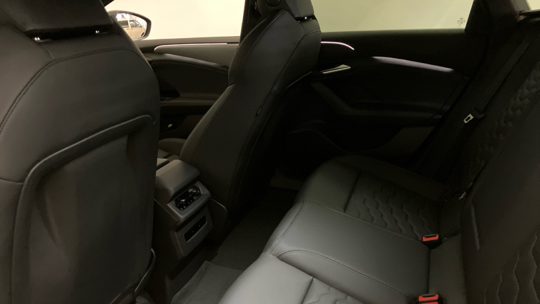 Audi A6 210kW 83kWh S Line 5dr Auto Electric Estate